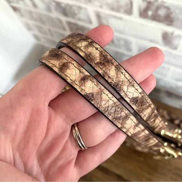 Michael Kors • Python Embosed Jet Set Chain Large Tote • Beige Brown Snakeskin - Picture 12 of 16